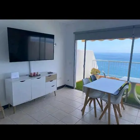 Beautiful Ocean View Apartment *